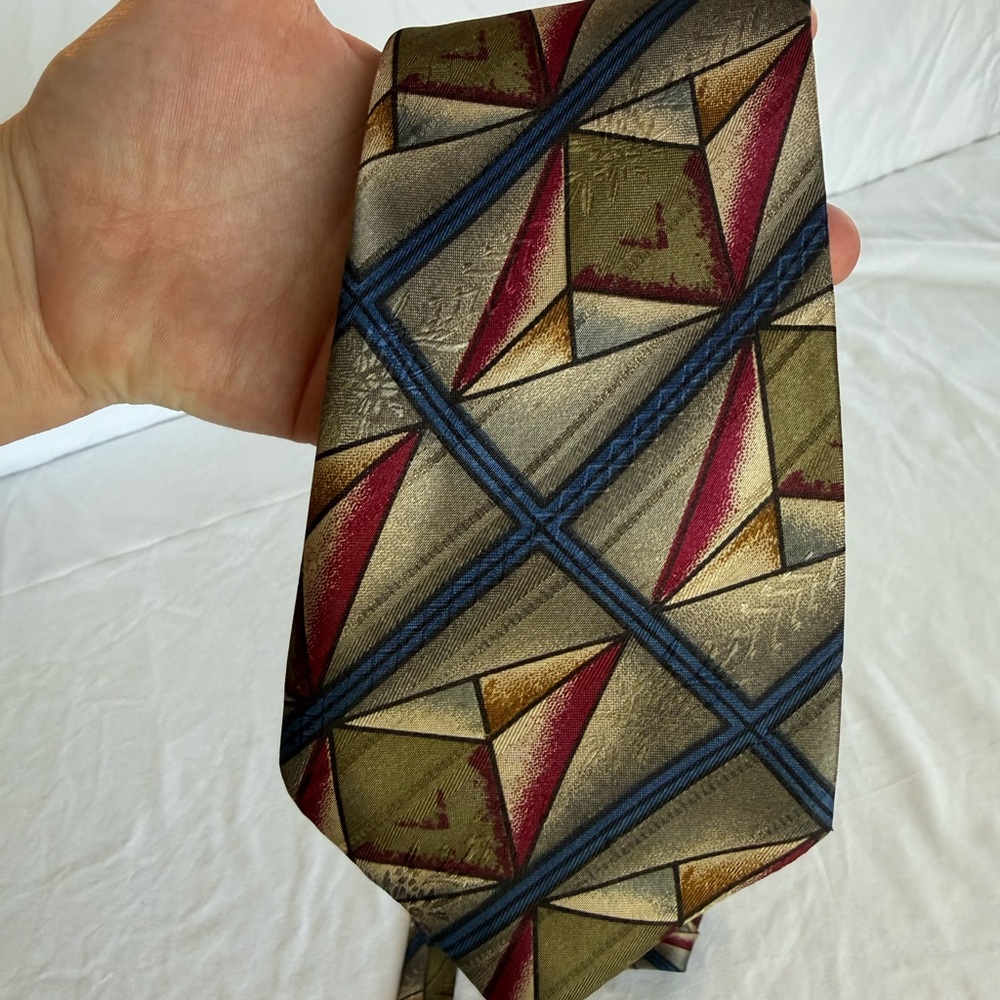 VTG Club MVP Best Collection Men's‎ Tie Geometric Abstract Red Gold Blue